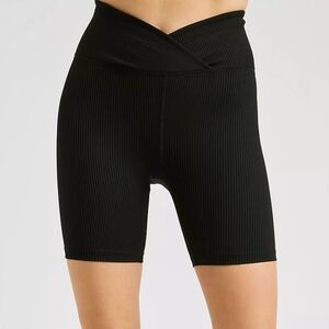 Year of Ours Ribbed V-Waist Biker Shorts